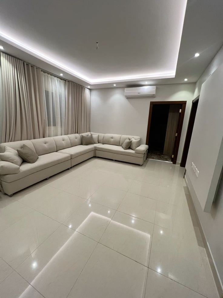 معلم دهانات في الرياض, دهانات الرياض, دهانات داخلية الرياض, دهانات خارجية الرياض, أفضل معلم دهانات بالرياض, دهان جدران الرياض, دهانات فلل الرياض, دهانات شقق الرياض, تشطيبات دهانات الرياض, اختيار ألوان الرياض